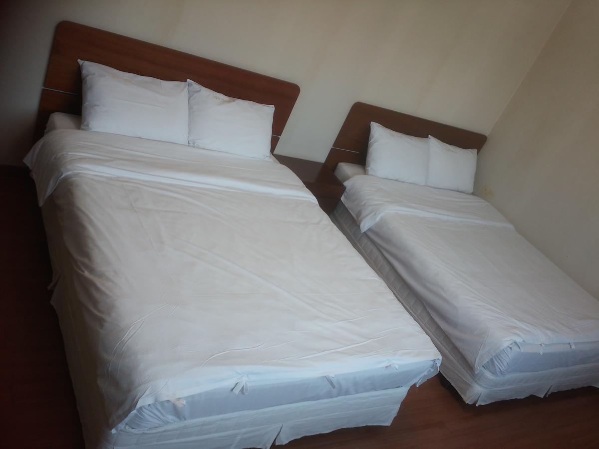 Geoje Jangseungpo Lighthouse Hotel Sodong Номер фото