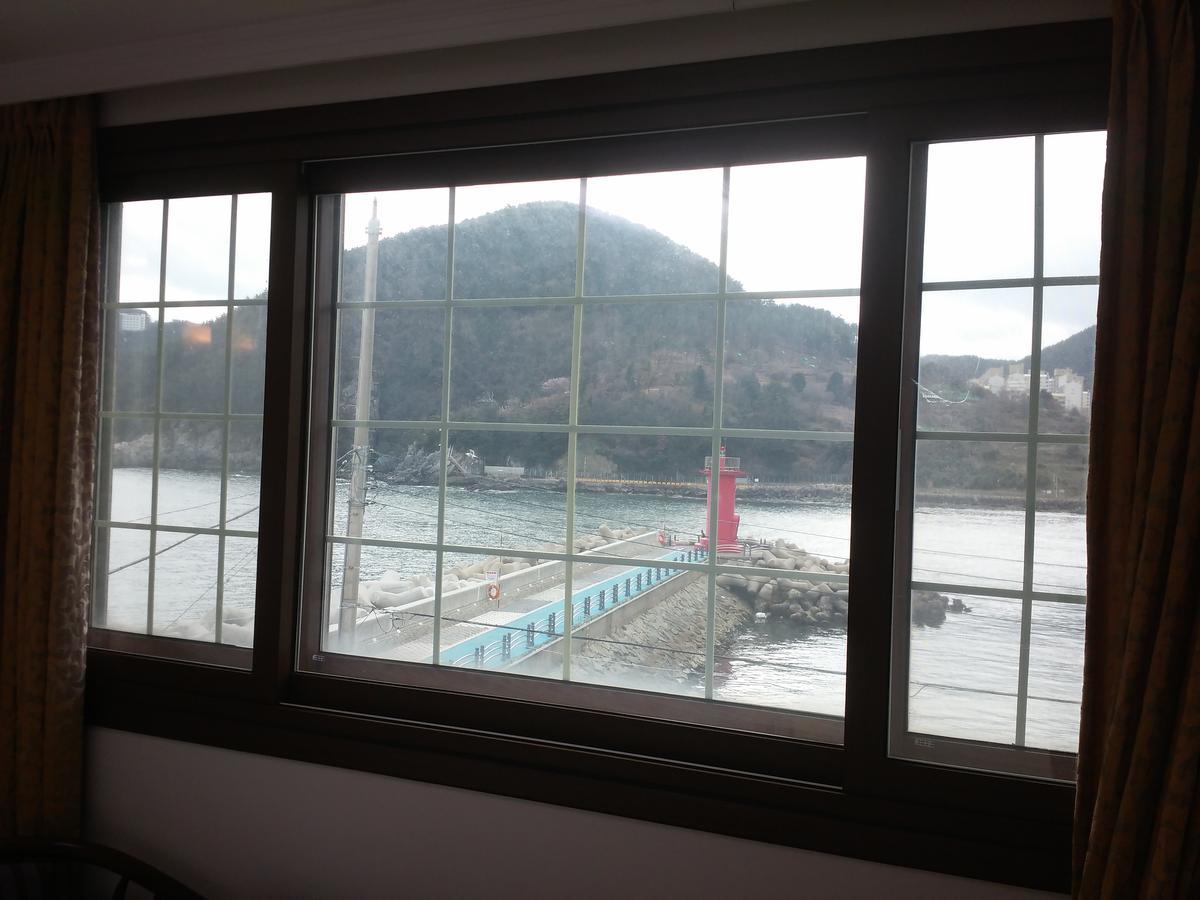 Geoje Jangseungpo Lighthouse Hotel Sodong Экстерьер фото